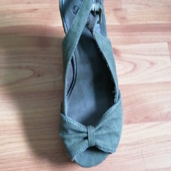 Wedges - Picture 2 of 2